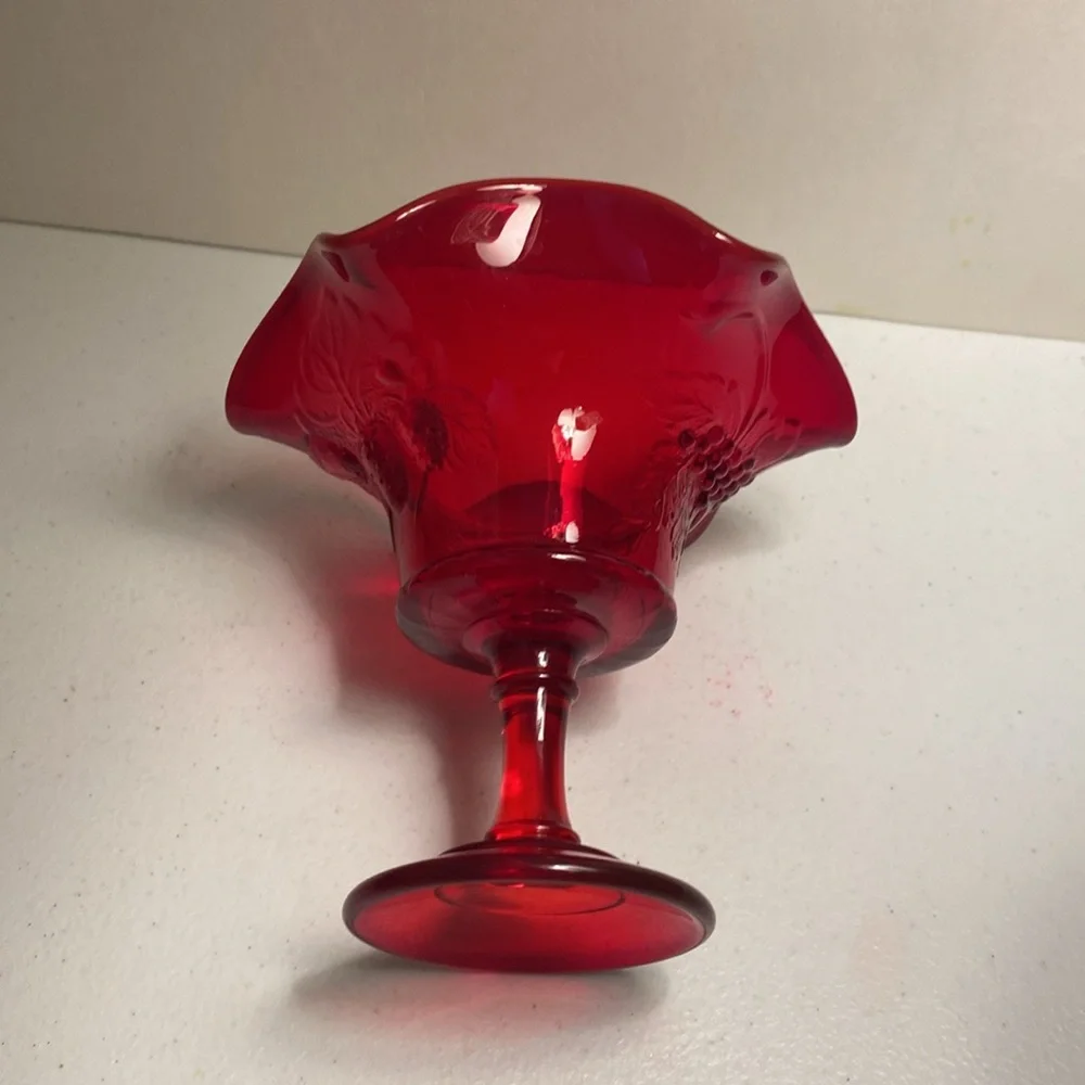 Ruby Red Ruffled Compote with Fruit Design - Picture 6 of 10